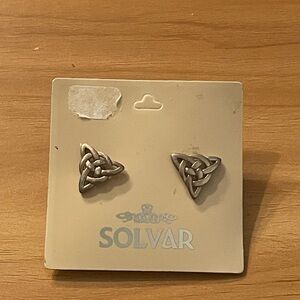 Solvar Silver Celtic Knot Earrings